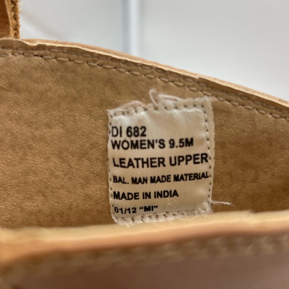 Dingo Twisted Sister Brown Leather Cowboy Boots Booties. Size 9.5 - Picture 10 of 10